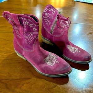 Sundance | Boutique 9 Jolisa Bootie | Suede and Leather | Size 9M | Plum